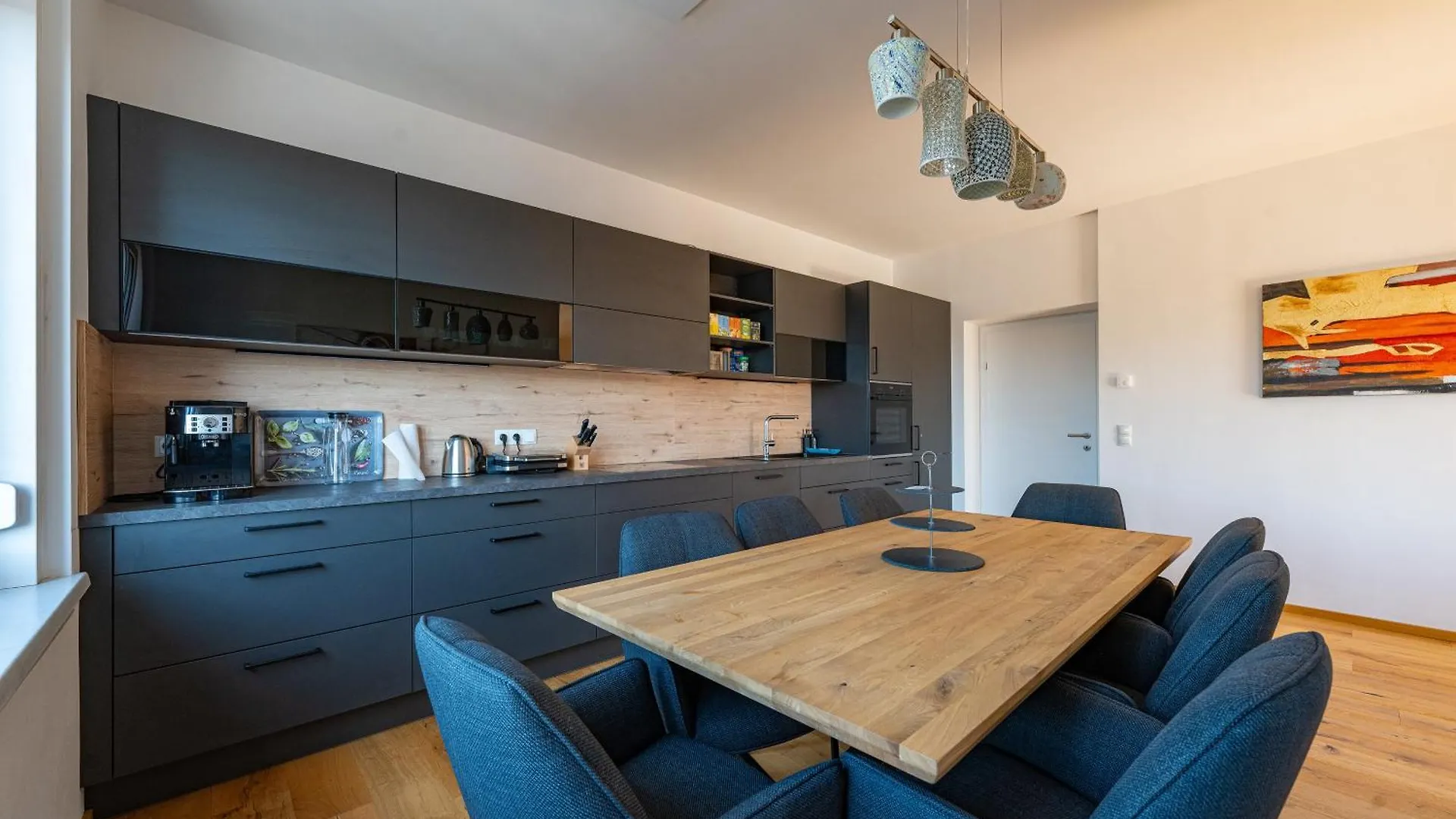 Tamliving Center Luxury 4 Rooms Smart Tv Kitchen Great View Грац